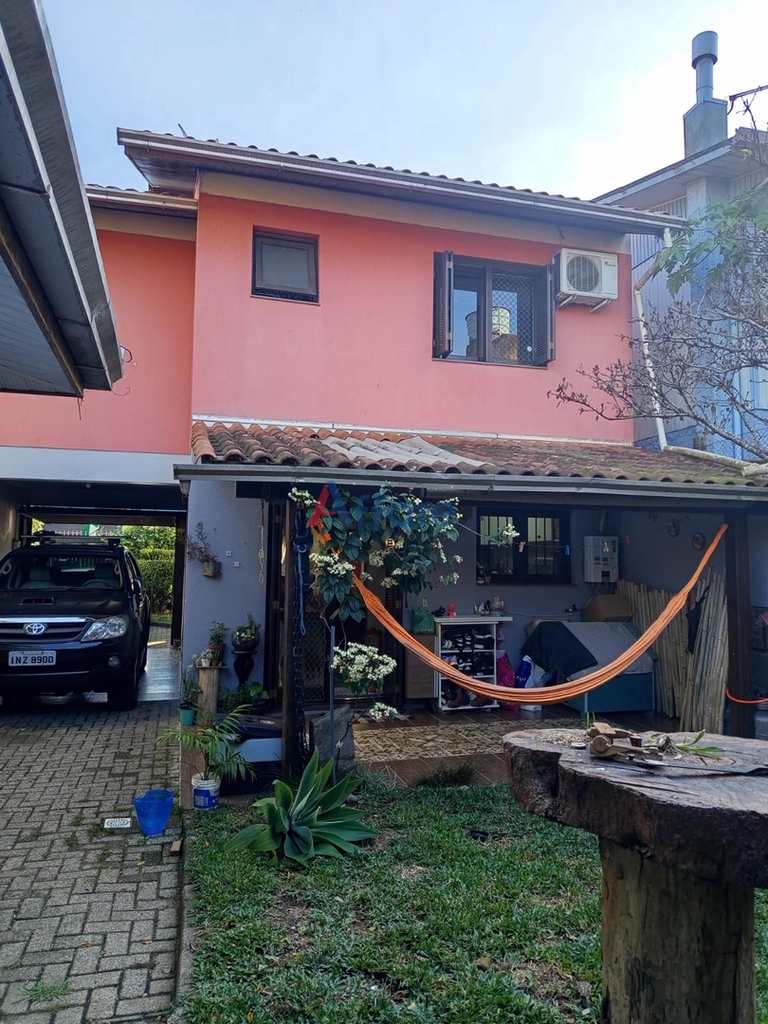 Casa em Caxias do Sul, no bairro Kayser