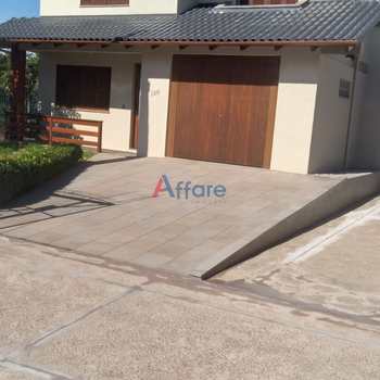 Casa em Bento Gonçalves, bairro Jardim Glória