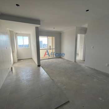 Apartamento em Caxias do Sul, bairro Panazzolo