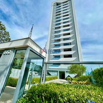 Apartamento em Caxias do Sul, bairro Panazzolo