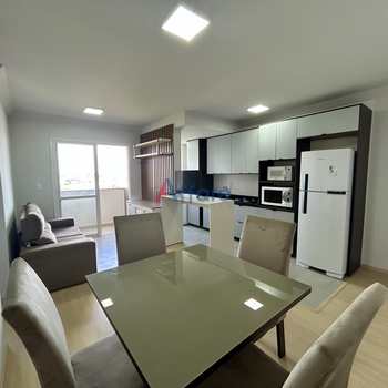 Apartamento em Caxias do Sul, bairro Panazzolo