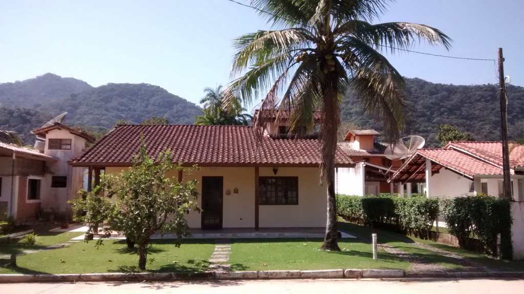 Casa em Ubatuba, no bairro Horto Florestal
