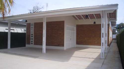 Casa, código 8057 em Ubatuba, bairro Centro
