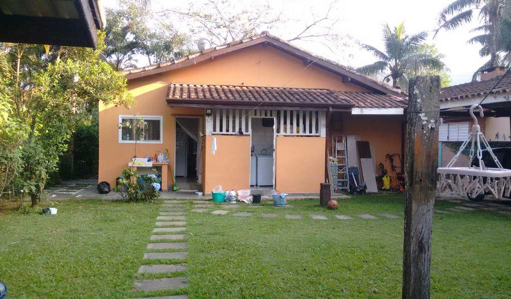 Casa em Ubatuba, bairro Horto Florestal