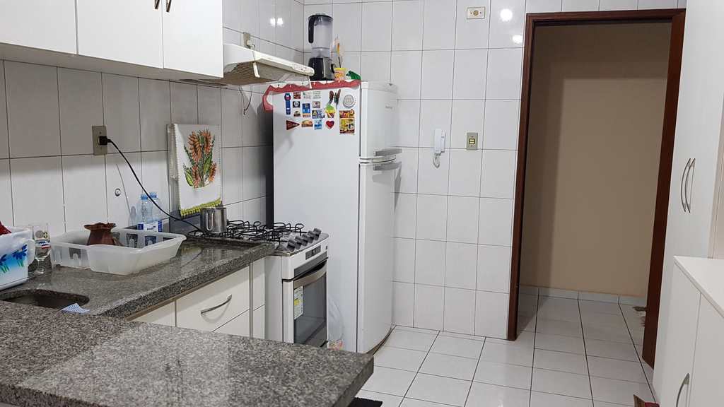 Apartamento em Ubatuba, no bairro Silop