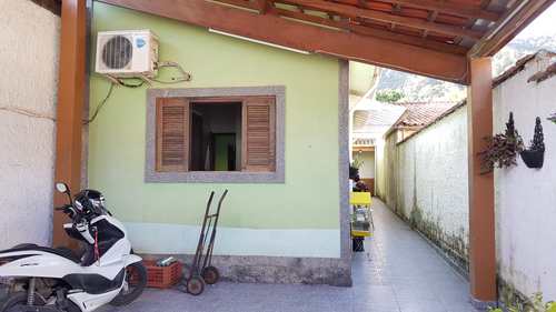 Casa, código 11085 em Ubatuba, bairro Perequê Açu