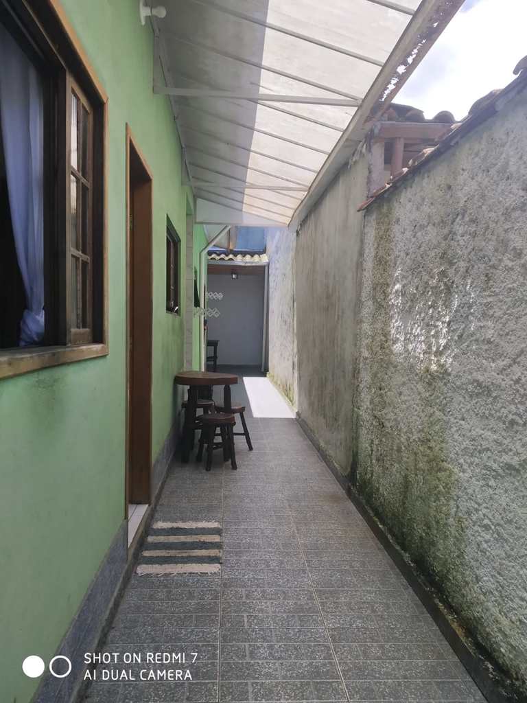 Casa em Ubatuba, no bairro Perequê Açu