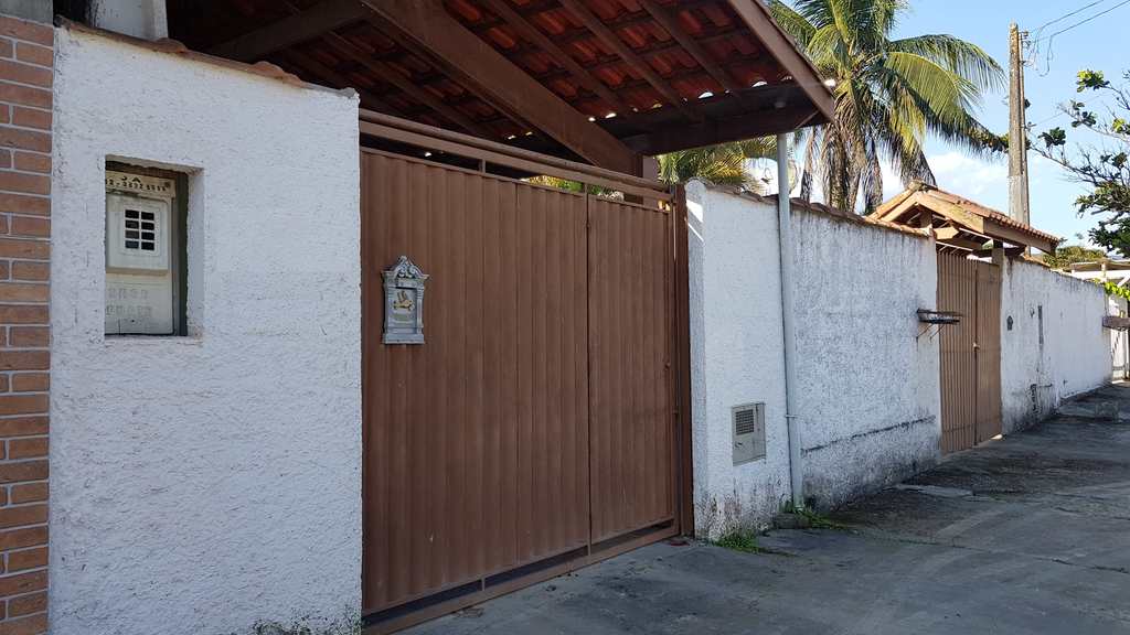 Casa em Ubatuba, no bairro Perequê Açu
