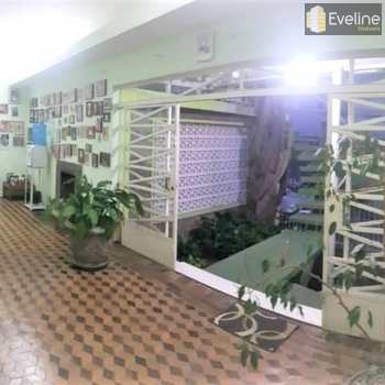 Casa em Poá, bairro Centro