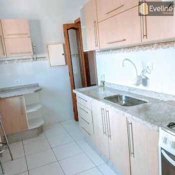 Apartamento em Mogi das Cruzes, bairro Vila Suissa