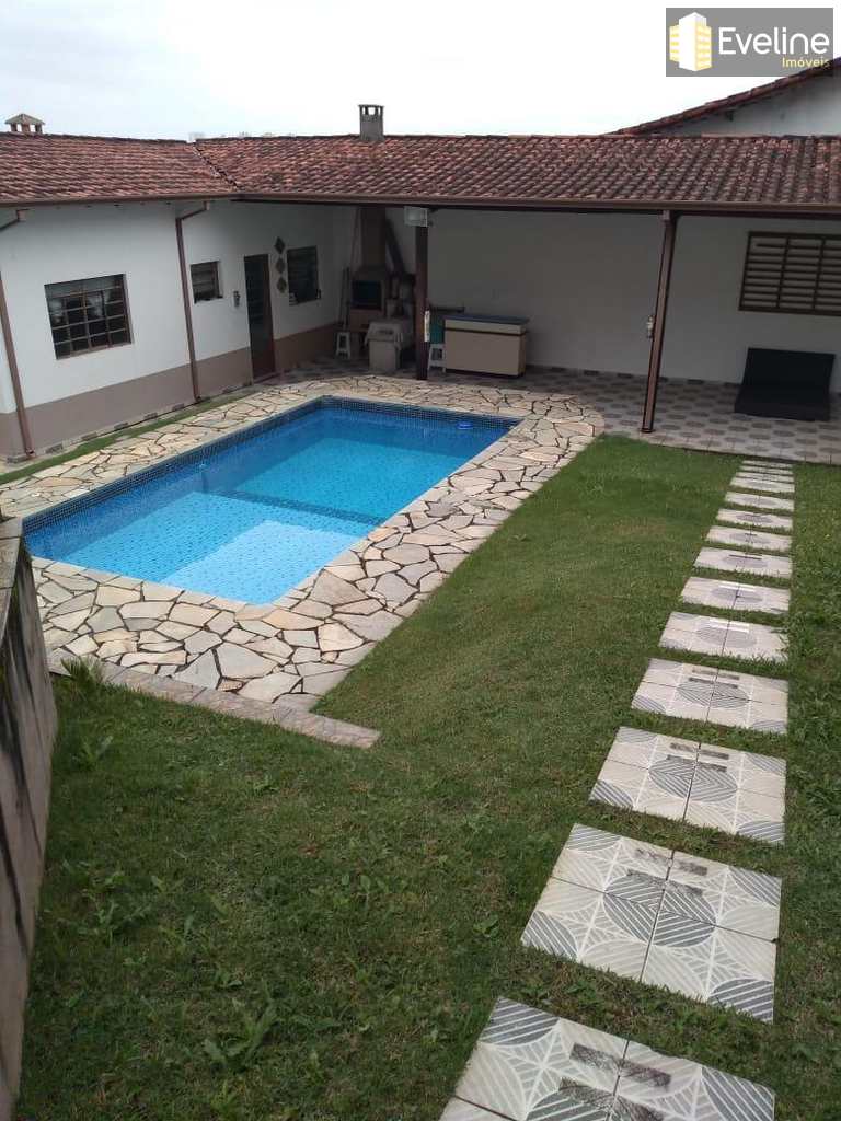 Sobrado em Mogi das Cruzes, no bairro Vila Horizonte