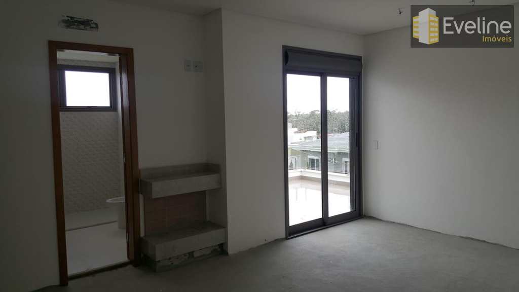 Casa de Condomínio em Mogi das Cruzes, no bairro Fazenda Rodeio