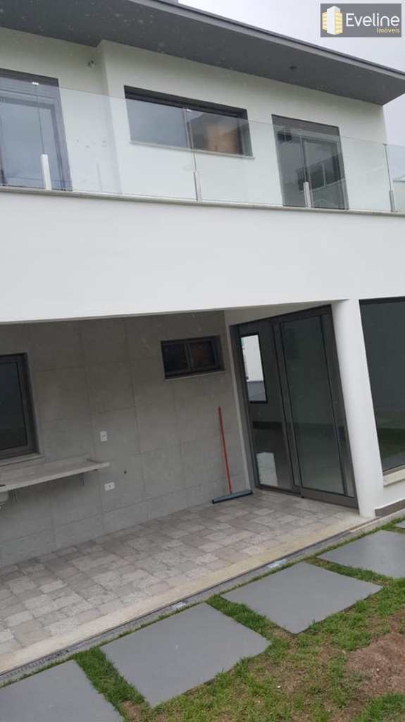 Casa de Condomínio em Mogi das Cruzes, no bairro Fazenda Rodeio