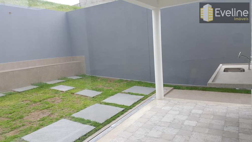 Casa de Condomínio em Mogi das Cruzes, no bairro Fazenda Rodeio