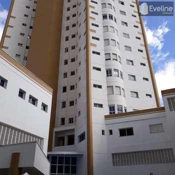 Apartamento em Mogi das Cruzes, bairro Vila Oliveira