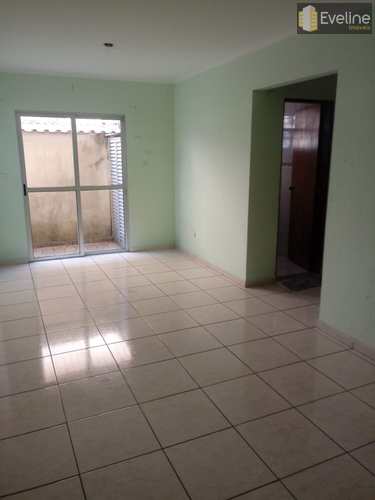 Apartamento, código 995 em Mogi das Cruzes, bairro Vila Vitória