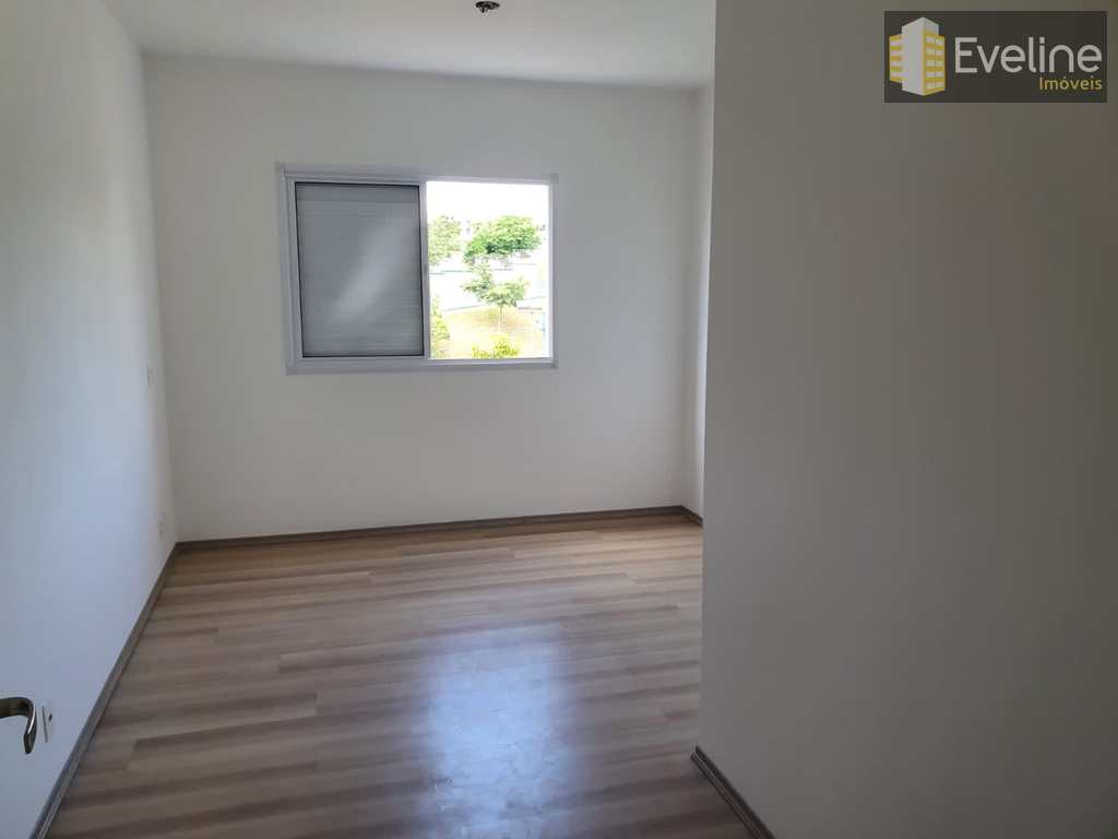 Apartamento em Mogi das Cruzes, no bairro Vila Oliveira