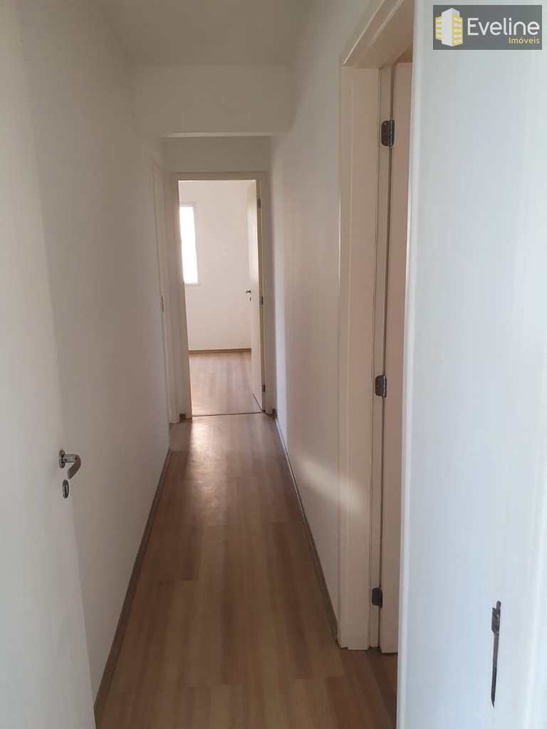 Apartamento em Mogi das Cruzes, no bairro Vila Oliveira