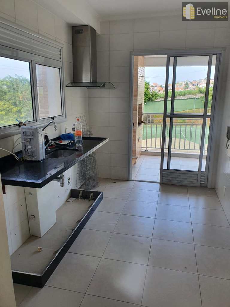 Apartamento em Mogi das Cruzes, no bairro Vila Oliveira