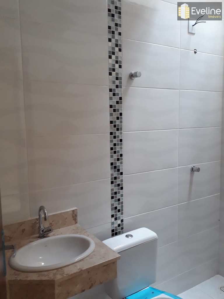 Sobrado em Mogi das Cruzes, no bairro Jardim Camila