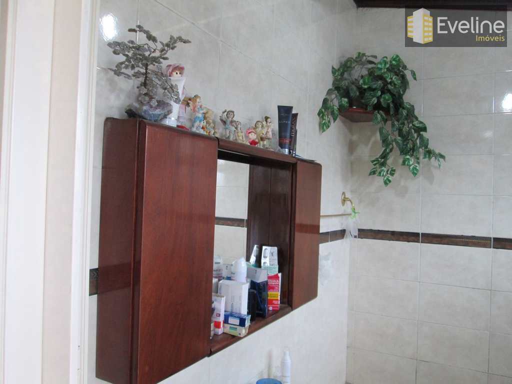Sobrado em Mogi das Cruzes, no bairro Vila Mogilar