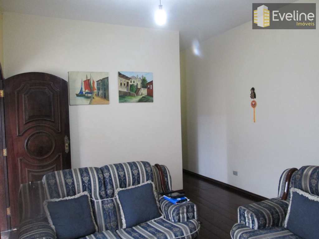 Sobrado em Mogi das Cruzes, no bairro Vila Mogilar