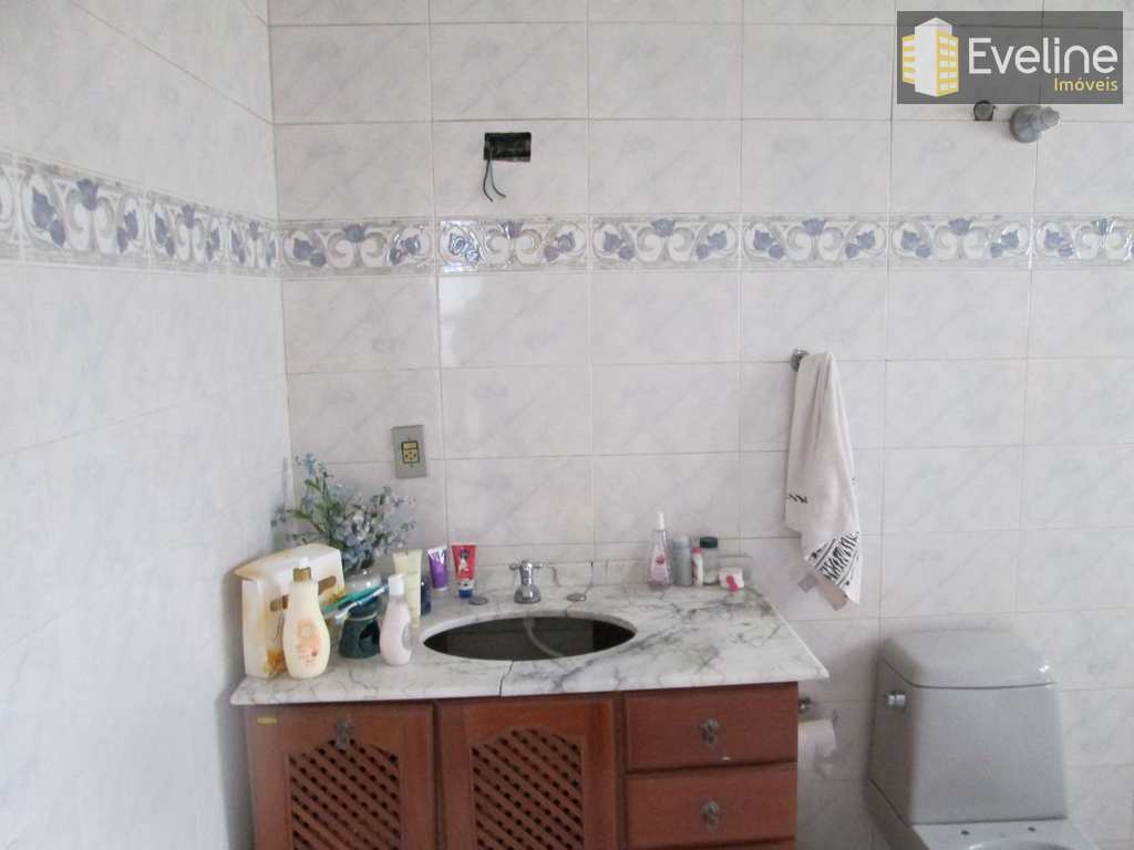 Sobrado em Mogi das Cruzes, no bairro Vila Mogilar