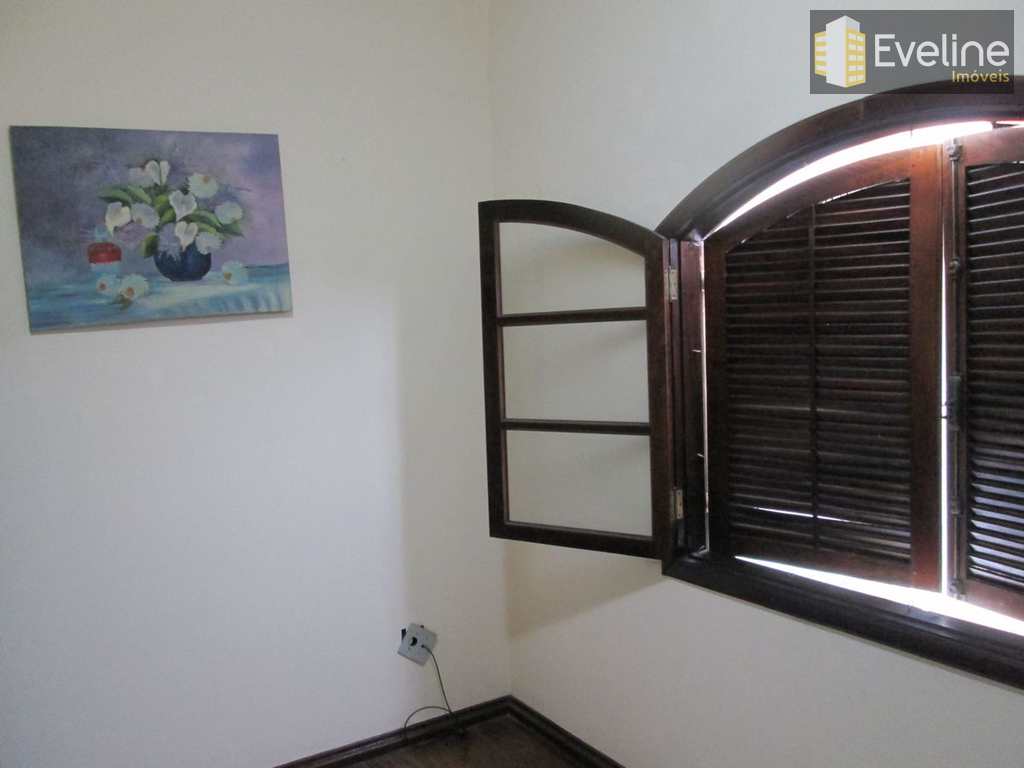 Sobrado em Mogi das Cruzes, no bairro Vila Mogilar