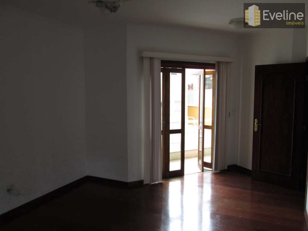 Casa de Condomínio em Mogi das Cruzes, no bairro Vila Oliveira