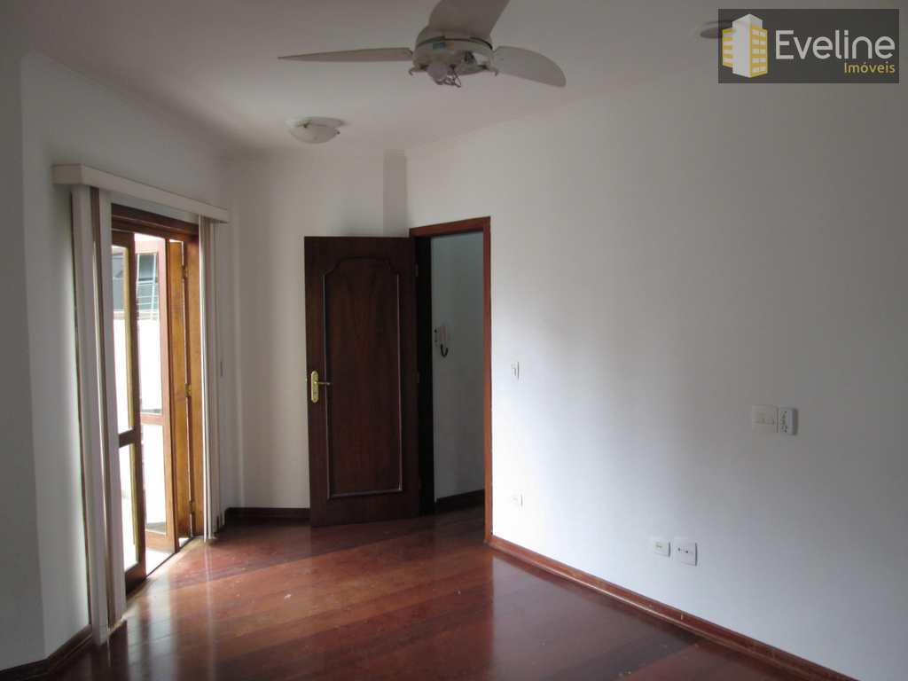 Casa de Condomínio em Mogi das Cruzes, no bairro Vila Oliveira