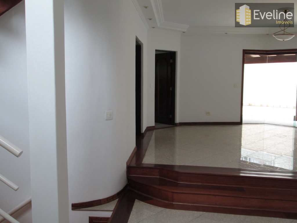 Casa de Condomínio em Mogi das Cruzes, no bairro Vila Oliveira