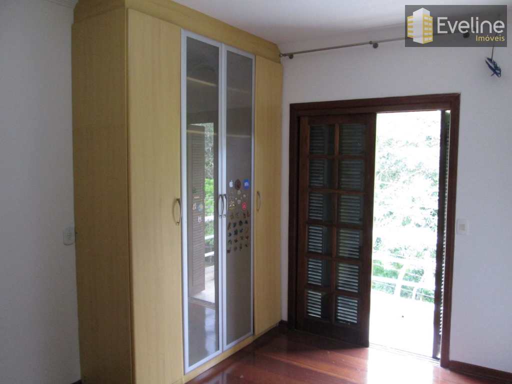 Casa de Condomínio em Mogi das Cruzes, no bairro Vila Oliveira