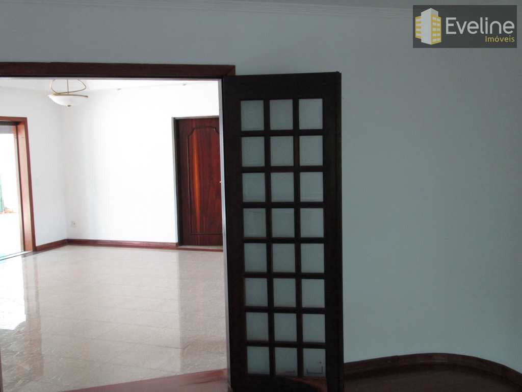 Casa de Condomínio em Mogi das Cruzes, no bairro Vila Oliveira