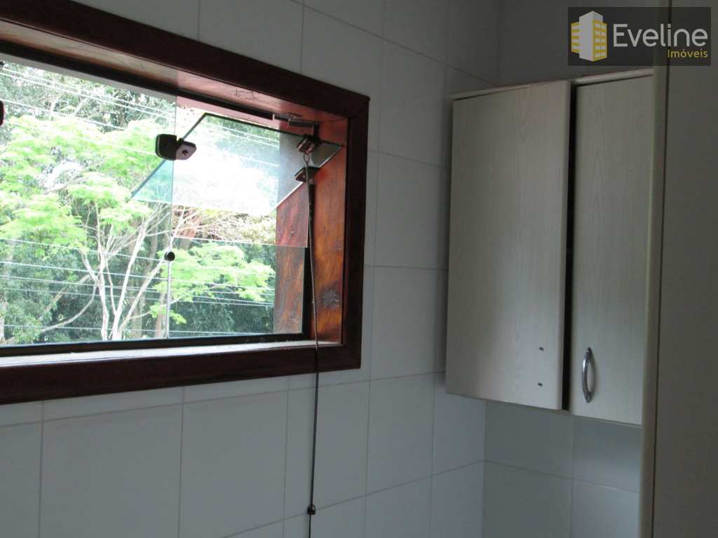 Casa de Condomínio em Mogi das Cruzes, no bairro Vila Oliveira