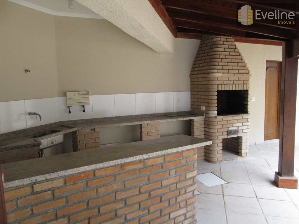 Casa de Condomínio em Mogi das Cruzes, no bairro Vila Oliveira