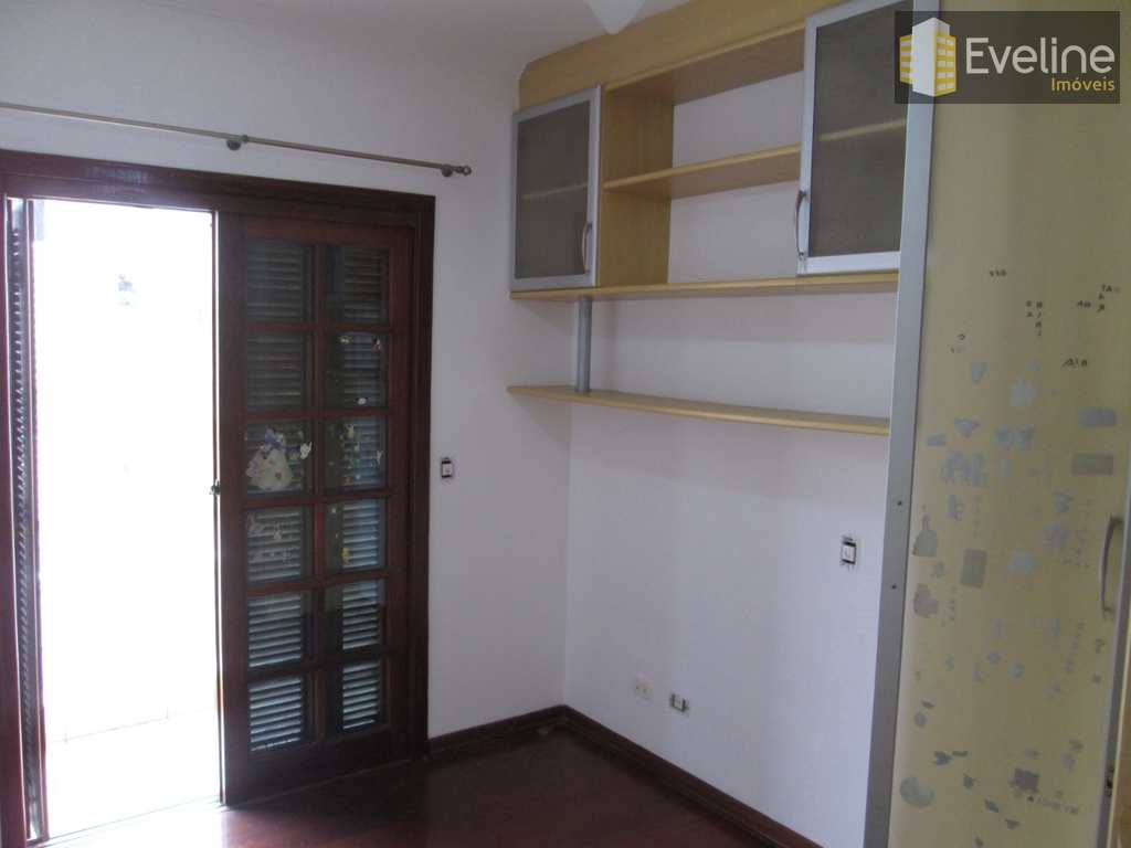 Casa de Condomínio em Mogi das Cruzes, no bairro Vila Oliveira
