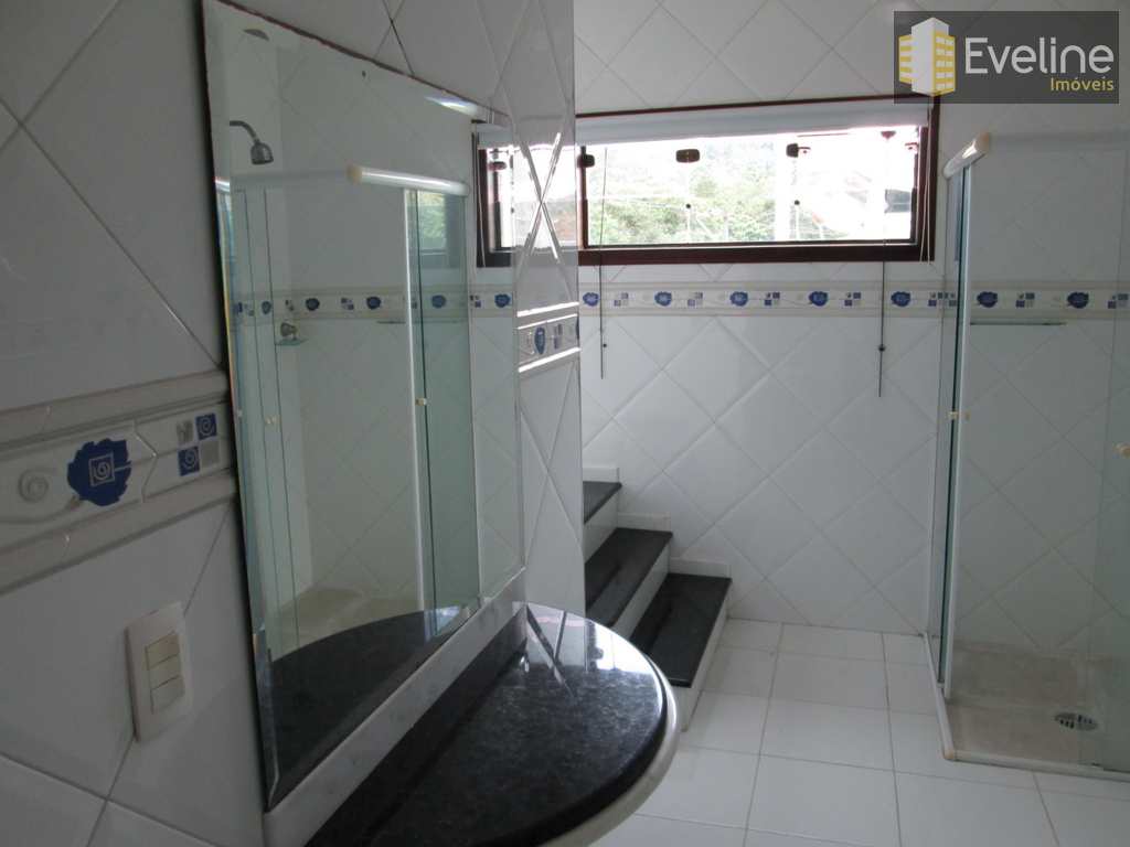 Casa de Condomínio em Mogi das Cruzes, no bairro Vila Oliveira