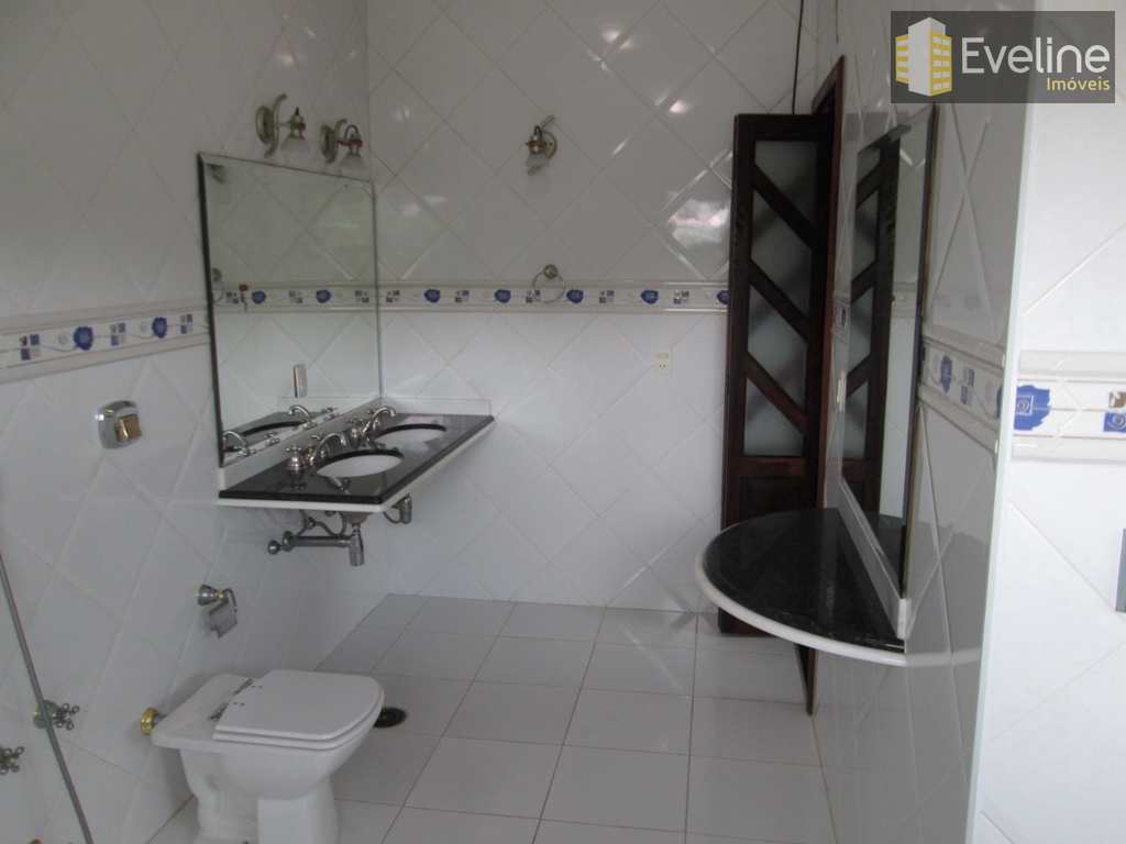 Casa de Condomínio em Mogi das Cruzes, no bairro Vila Oliveira
