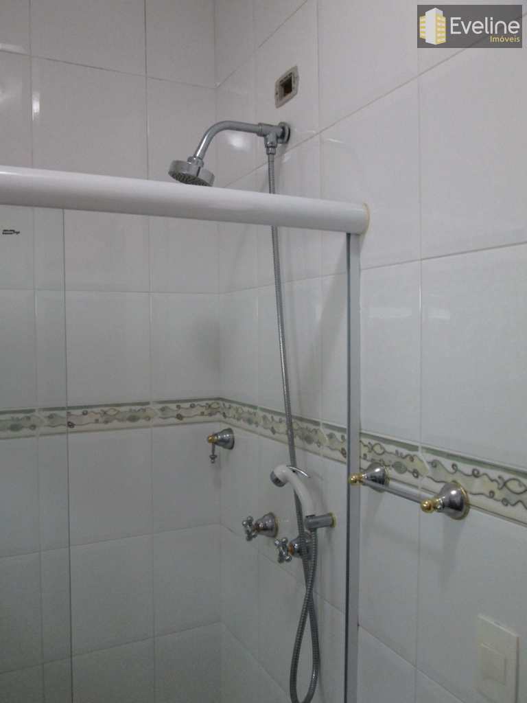 Casa de Condomínio em Mogi das Cruzes, no bairro Vila Oliveira