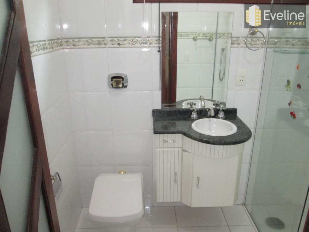 Casa de Condomínio em Mogi das Cruzes, no bairro Vila Oliveira
