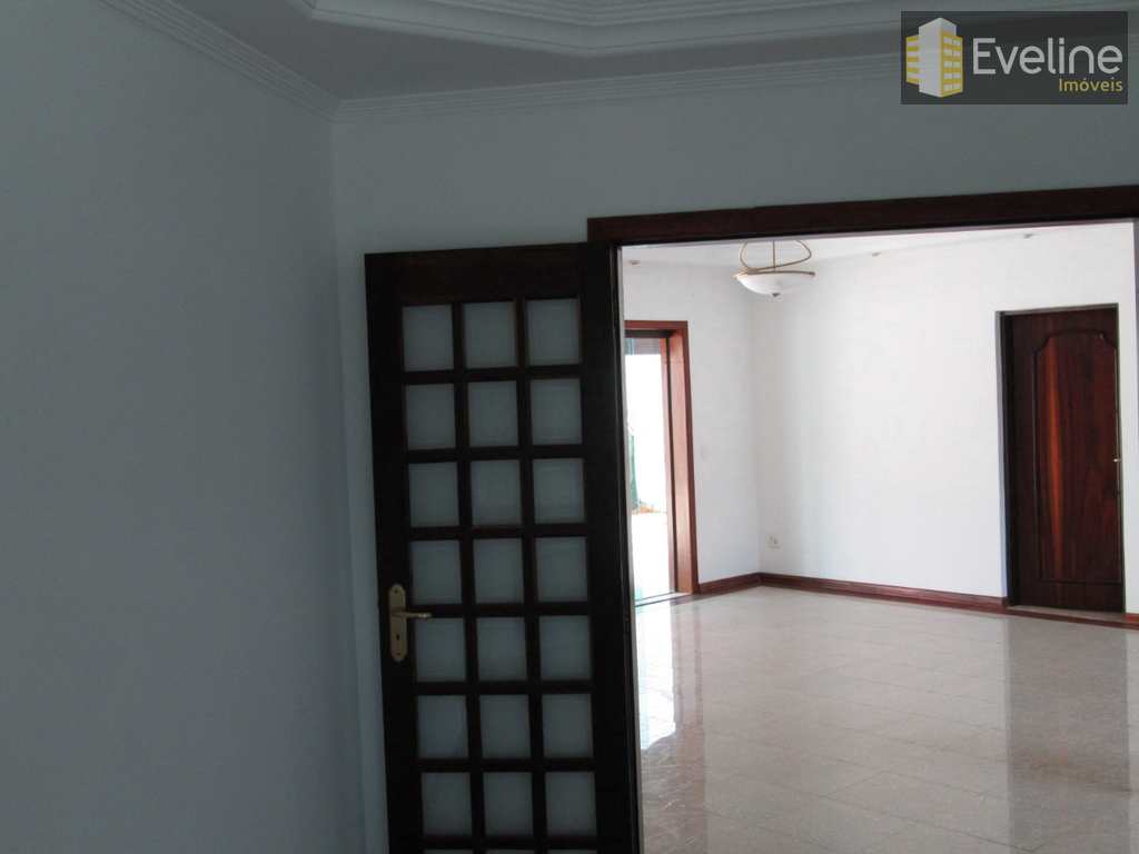 Casa de Condomínio em Mogi das Cruzes, no bairro Vila Oliveira