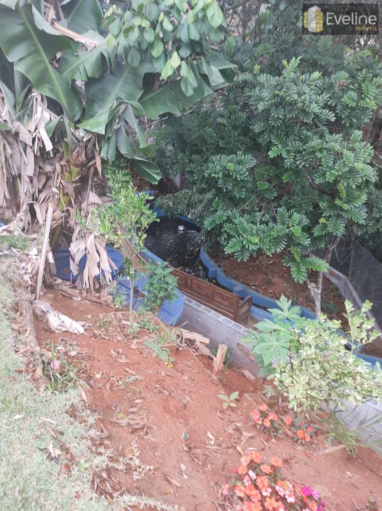 Chácara em Mogi das Cruzes, no bairro Jardim Santos Dumont I