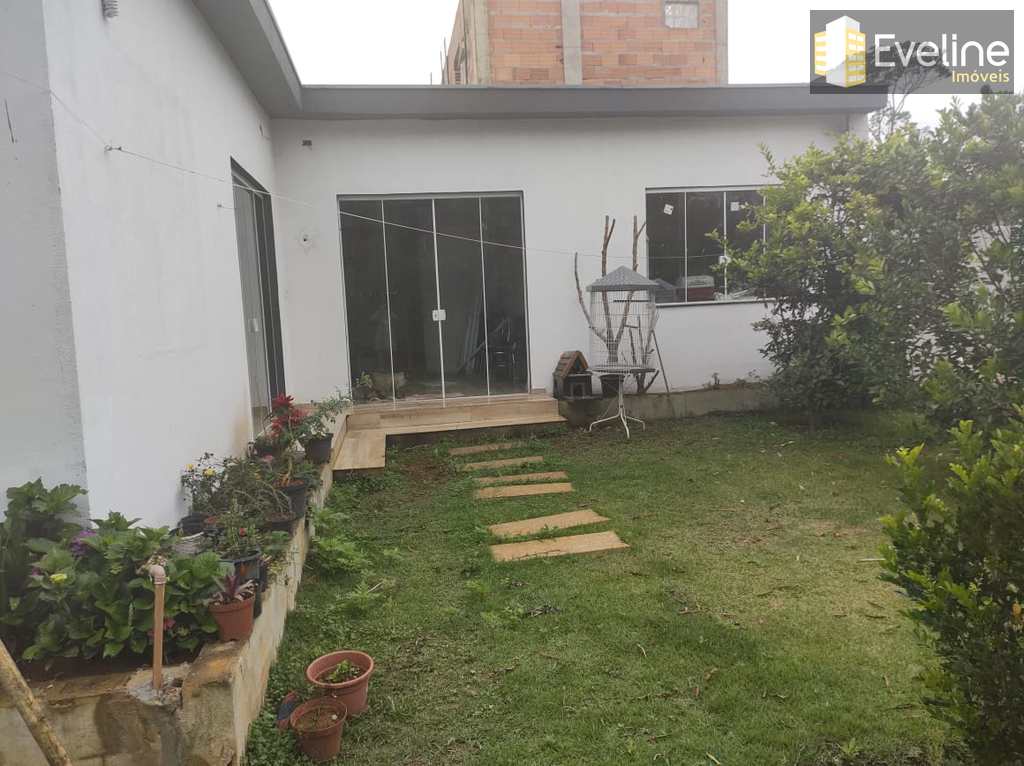 Chácara em Mogi das Cruzes, no bairro Jardim Santos Dumont I