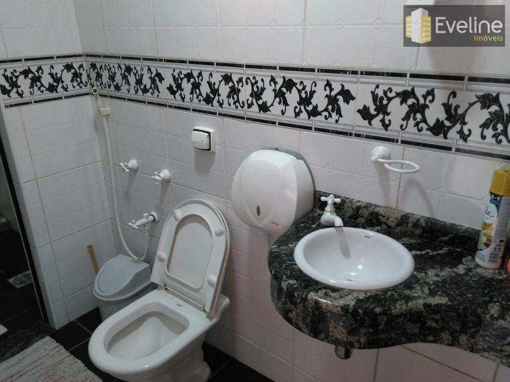Sobrado em Mogi das Cruzes, no bairro Vila Suissa