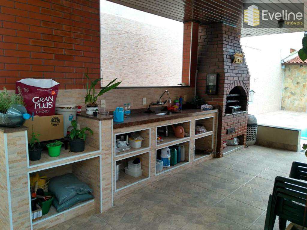 Sobrado em Mogi das Cruzes, no bairro Vila Suissa