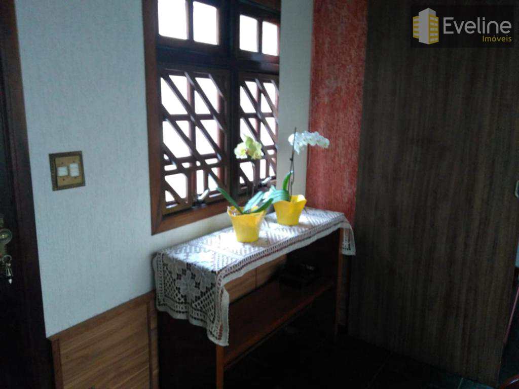 Sobrado em Mogi das Cruzes, no bairro Vila Suissa