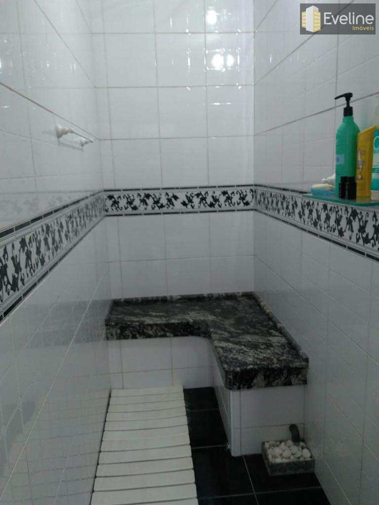 Sobrado em Mogi das Cruzes, no bairro Vila Suissa