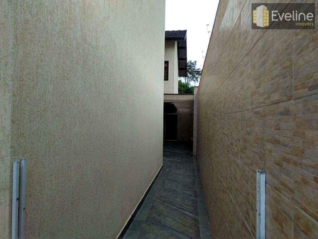 Sobrado em Mogi das Cruzes, no bairro Vila Suissa