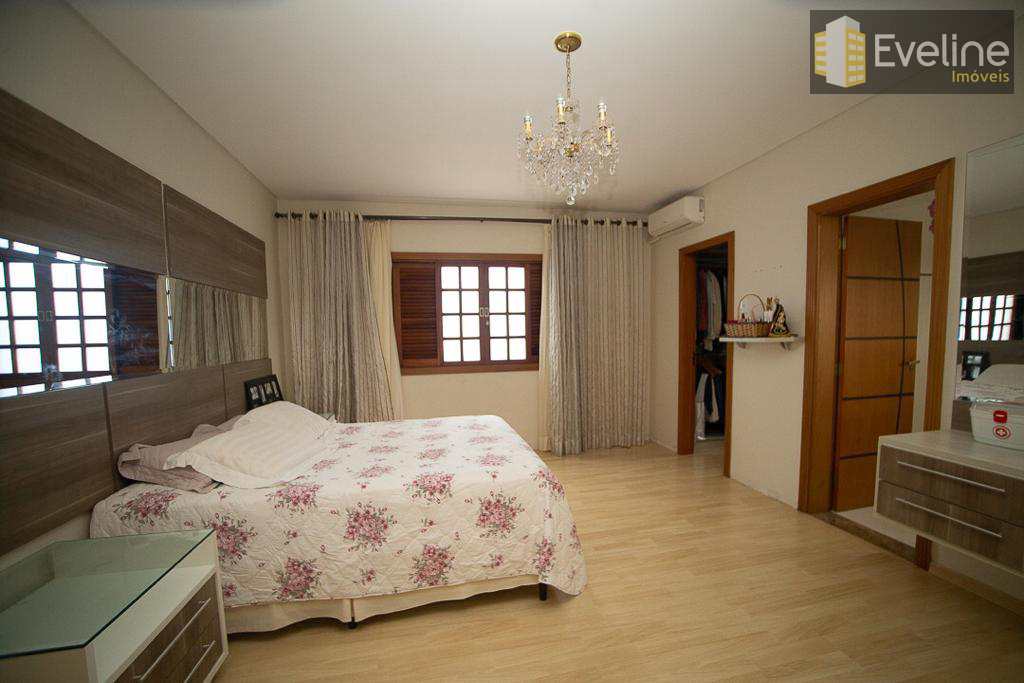 Casa de Condomínio em Bertioga, no bairro Centro