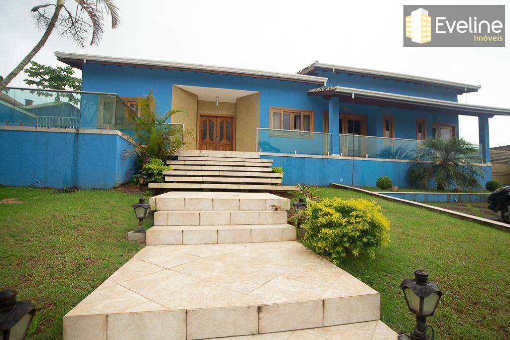 Casa de Condomínio em Bertioga, no bairro Centro